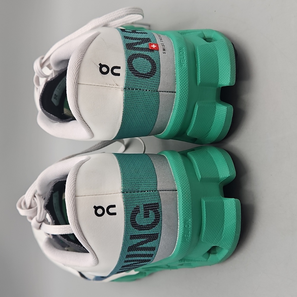 On Running Cloudmonster HYPER Performance Running… - image 9